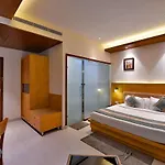 Hotel Mirage